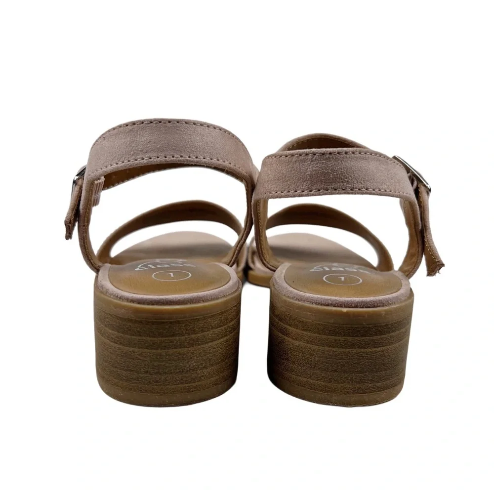 Art Class Girls Rhinestone Sandal Size 1